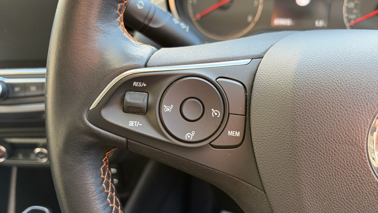 Vauxhall Crossland X 1.2T [130] Elite Nav 5dr [Start Stop] Auto Petrol Hatchback